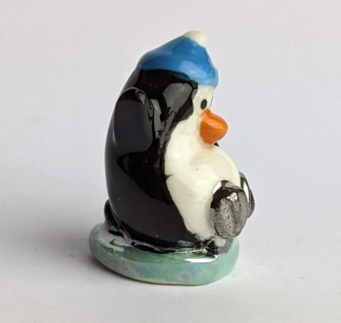 Go Home Pinguin 